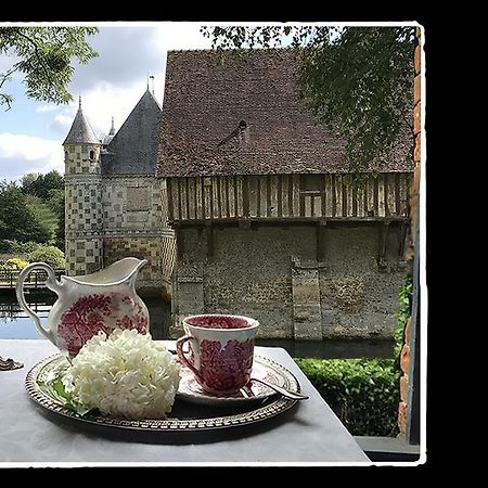 Bed and Breakfast Manoir De Livet Saint-Germain-de-Livet Exterior foto